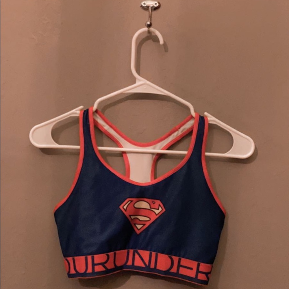 ✰ UNDER ARMOUR SUPERMAN SPORTS BRA